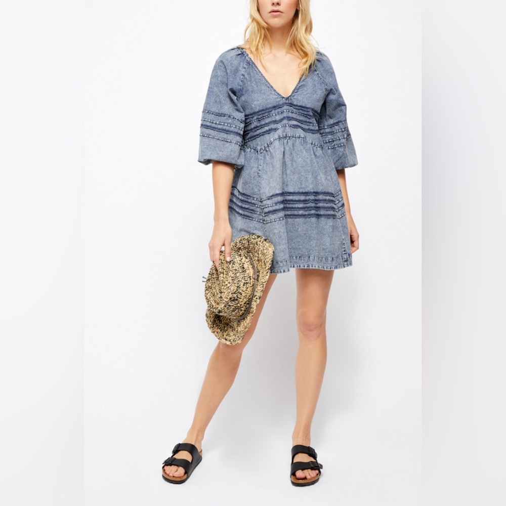 Free People - Open Back V-Neck Denim Puff Sleeve Dress - Size Medium
